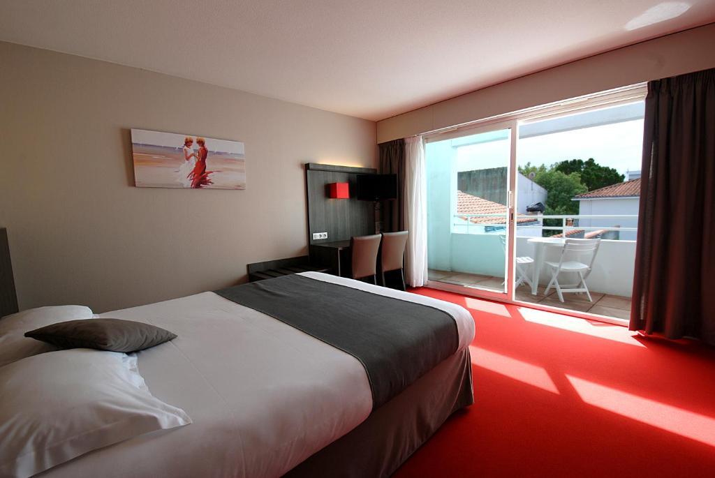 Le Robinson Hotel Saint-Jean-de-Monts Exterior photo